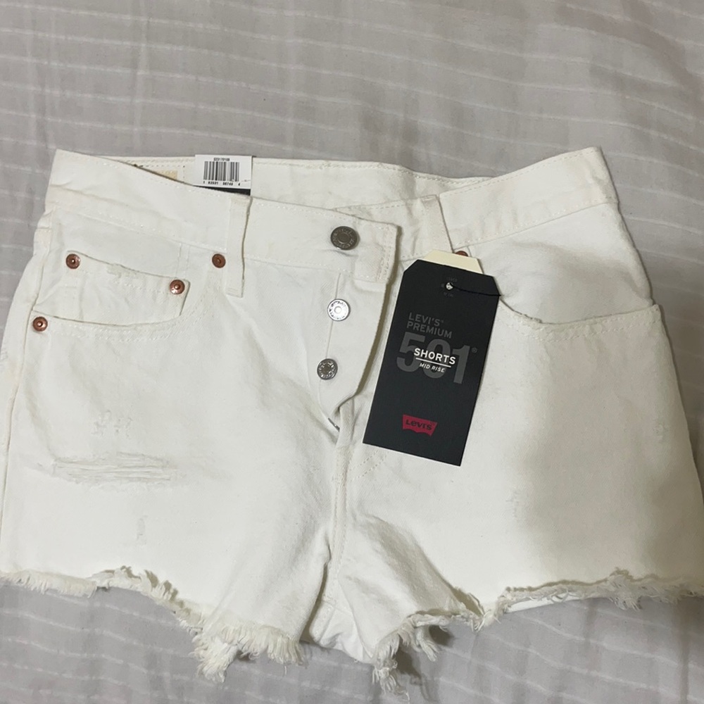 Brand new Levi’s shorts